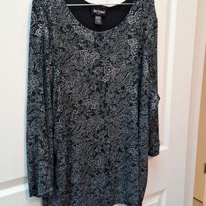 q Bay Studio Black/silver Super Stretch Top Size 3X